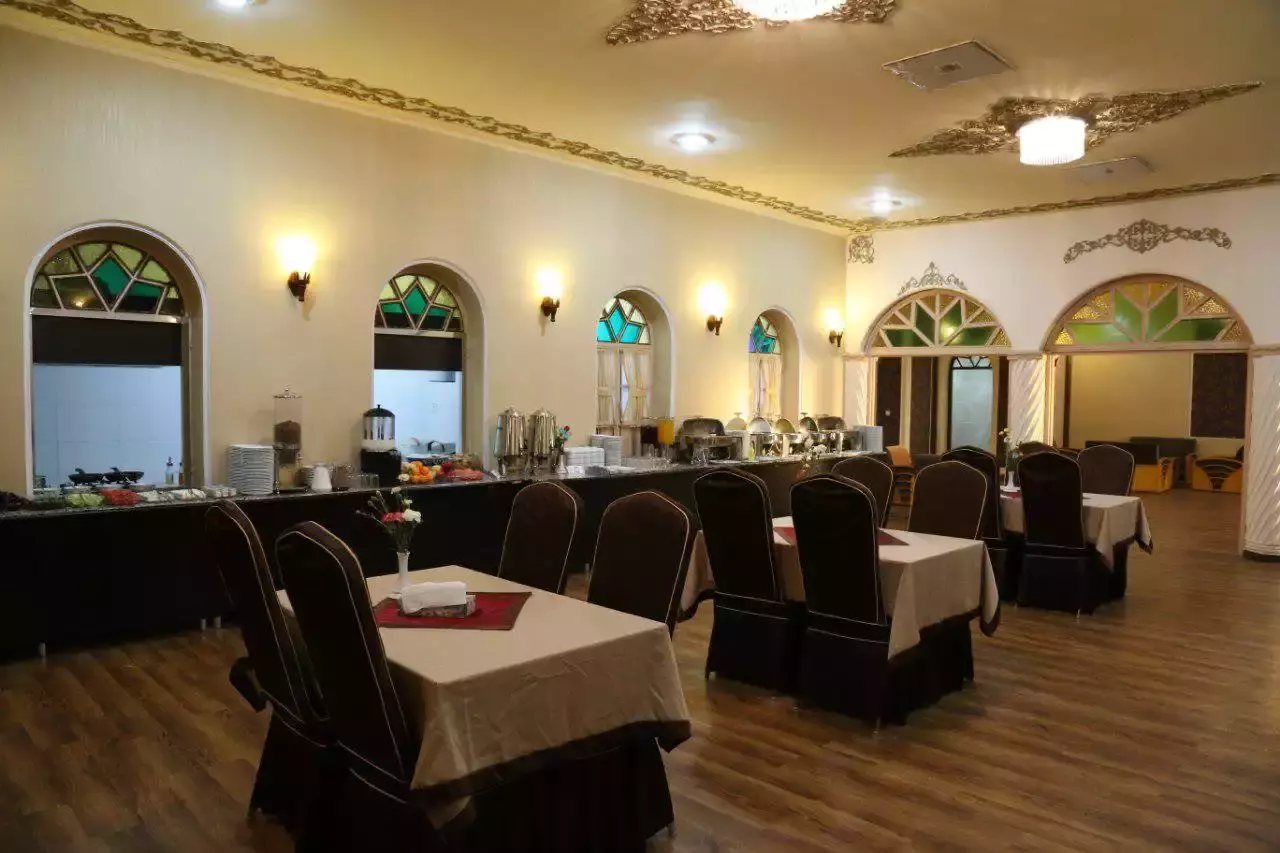 هتل پارسیان یزد